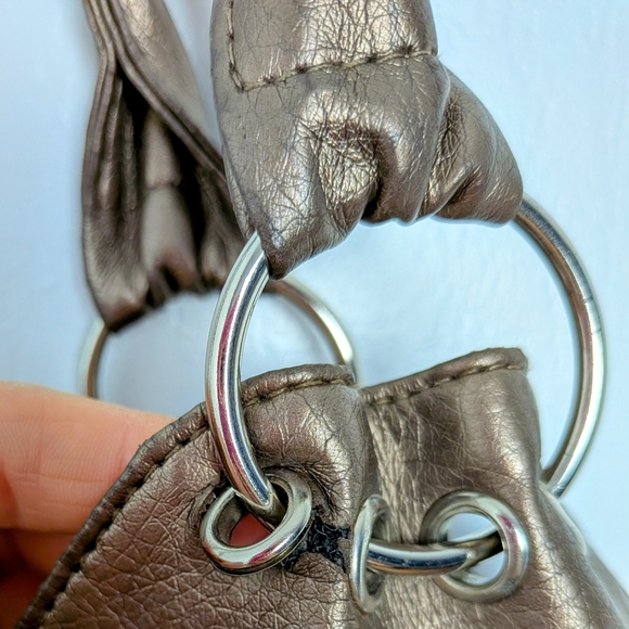 Vintage Lacoste Women’s Leather Striped Shoulder Bag - Picture 6 of 8